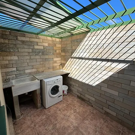 Chalet Chalet Con Piscina Privada En Calles